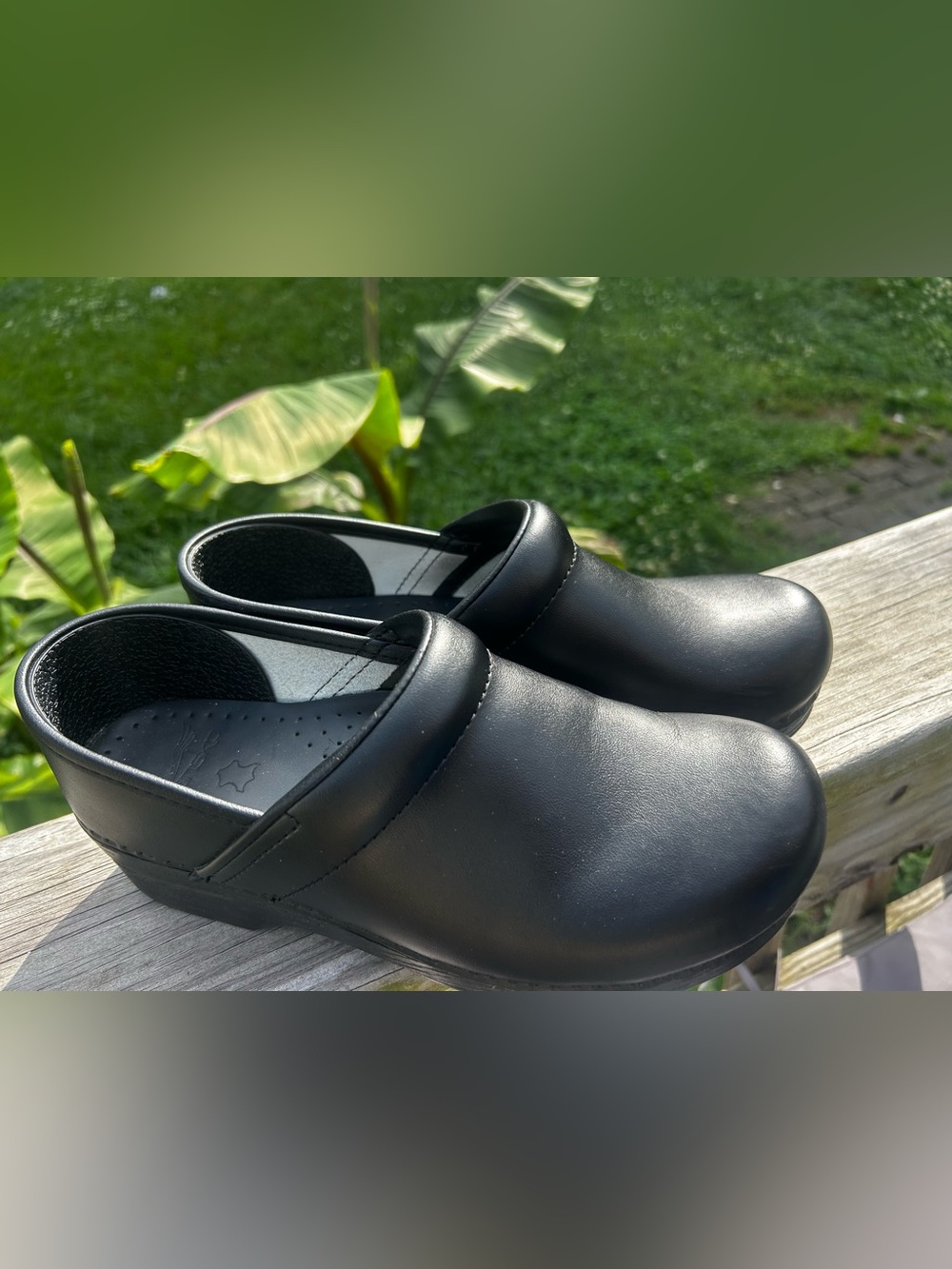 Dansko XP 20 Black Slip On Clogs Size 39/8.5-9 Leather Work Professional Shoes